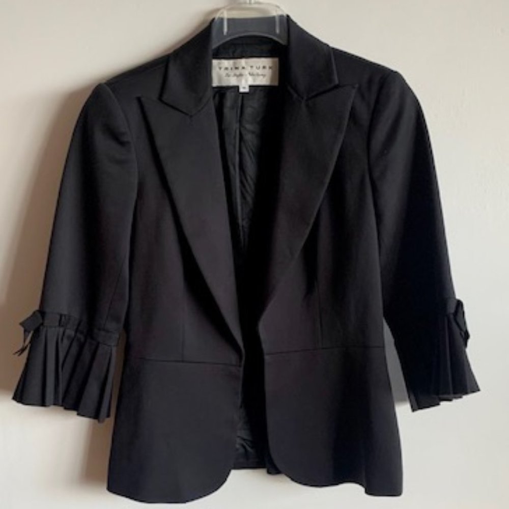 Trina Turk Black Tailored Blazer with Pleated 3/4 Sleeve Detail